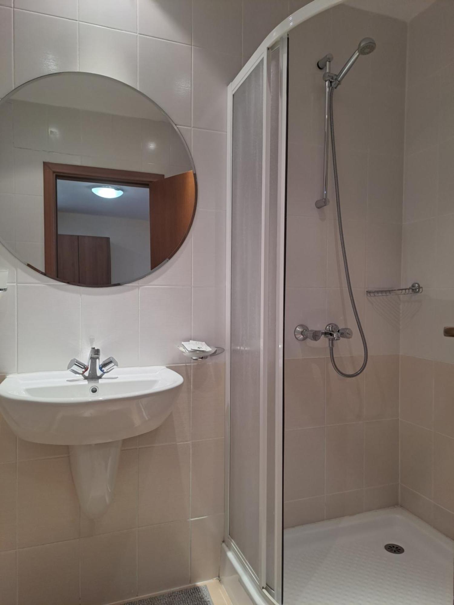 Family Studio 407, Villa Park 波罗维茨 外观 照片
