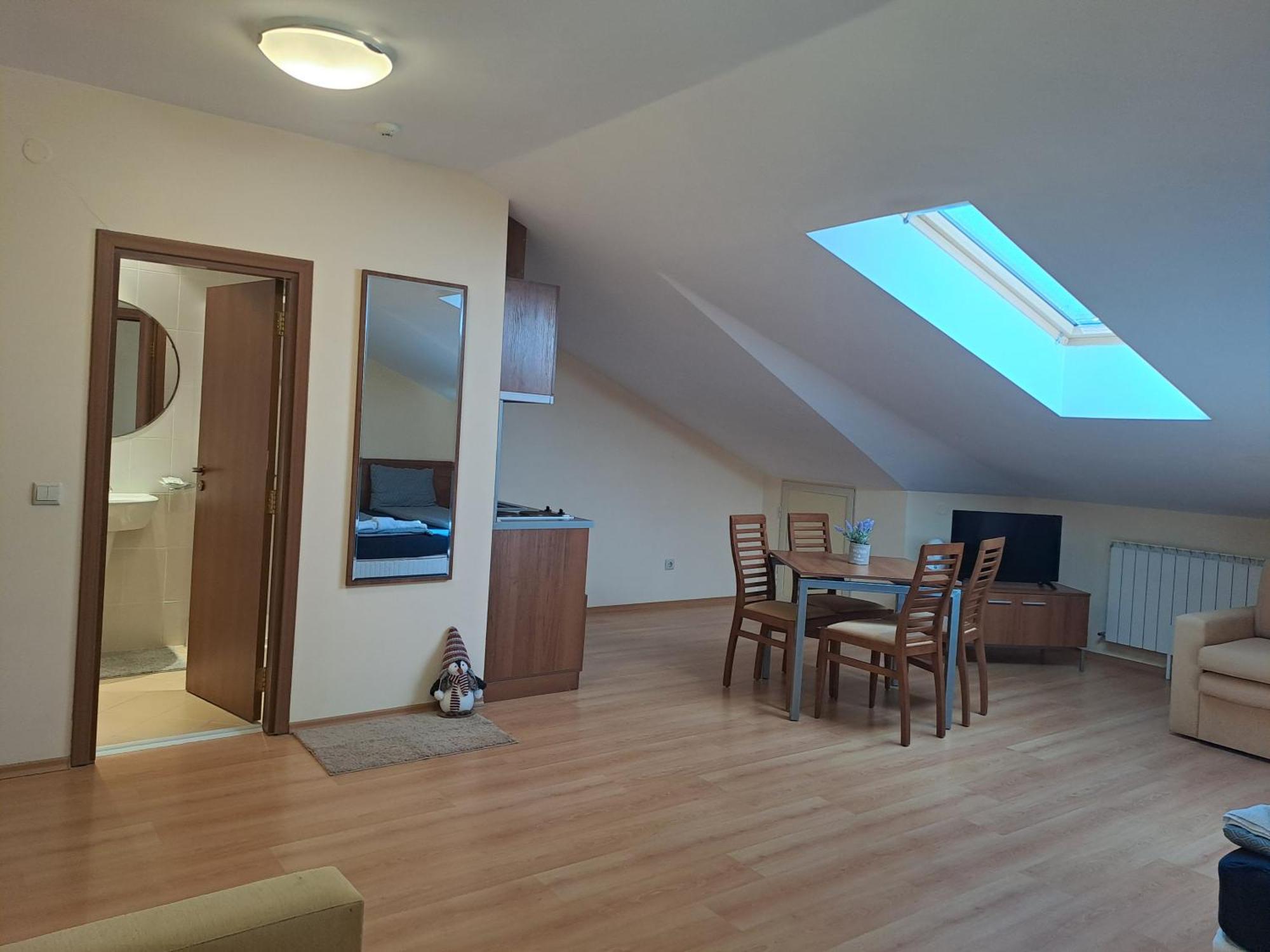 Family Studio 407, Villa Park 波罗维茨 外观 照片
